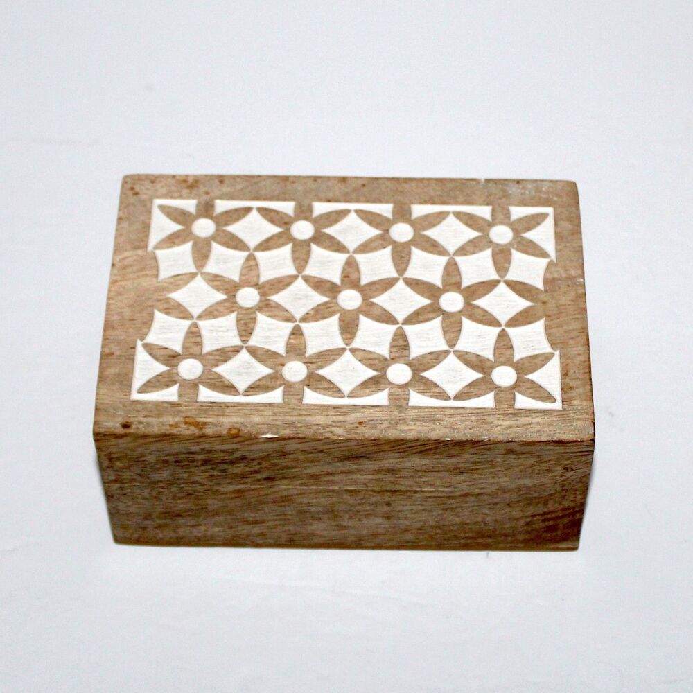Wood Box hand-carved Floral India trinket jewelry 6"